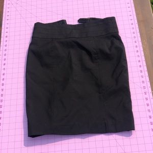H and M black pencil skirt